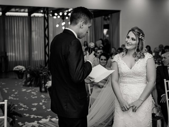 O casamento de Gustavo e Roberta em Joinville, Santa Catarina 16