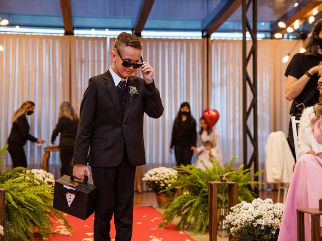 O casamento de Gustavo e Roberta em Joinville, Santa Catarina 20