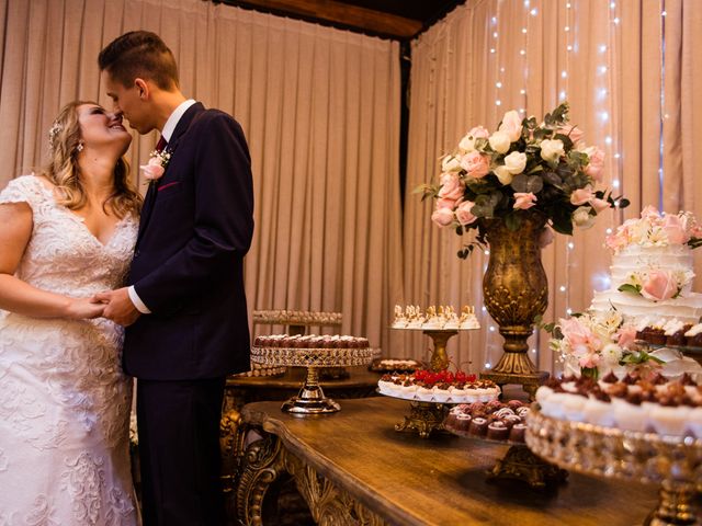 O casamento de Gustavo e Roberta em Joinville, Santa Catarina 36