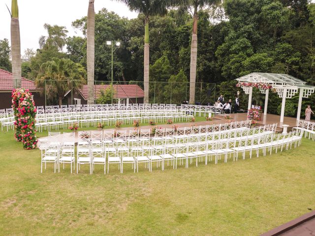 O casamento de Gleison e Giovanna em Poá, São Paulo Estado 28