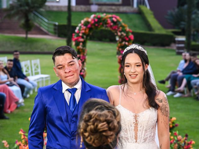 O casamento de Gleison e Giovanna em Poá, São Paulo Estado 54