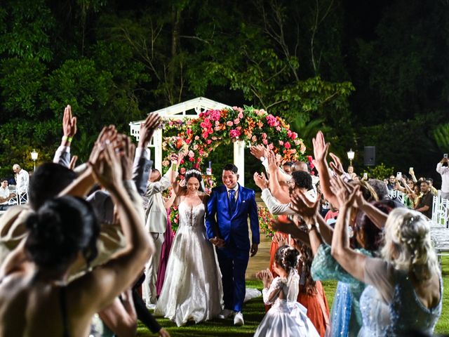 O casamento de Gleison e Giovanna em Poá, São Paulo Estado 77