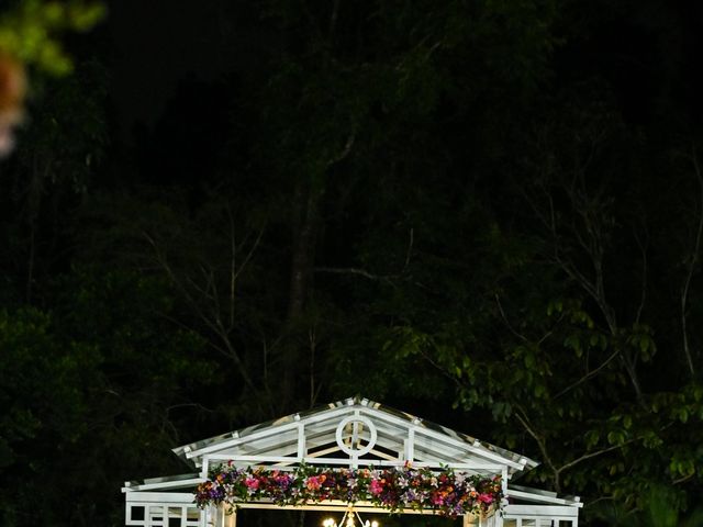 O casamento de Gleison e Giovanna em Poá, São Paulo Estado 88