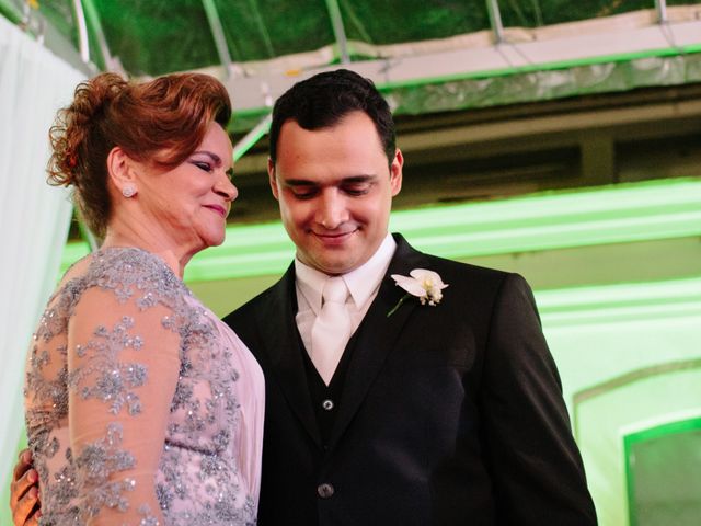 O casamento de Fabio e Marília em Recife, Pernambuco 18