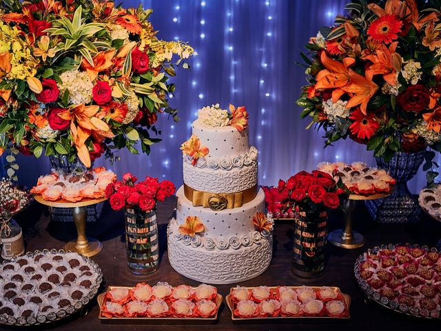 O casamento de Jonathas e Patricia em Santos, São Paulo Estado 35