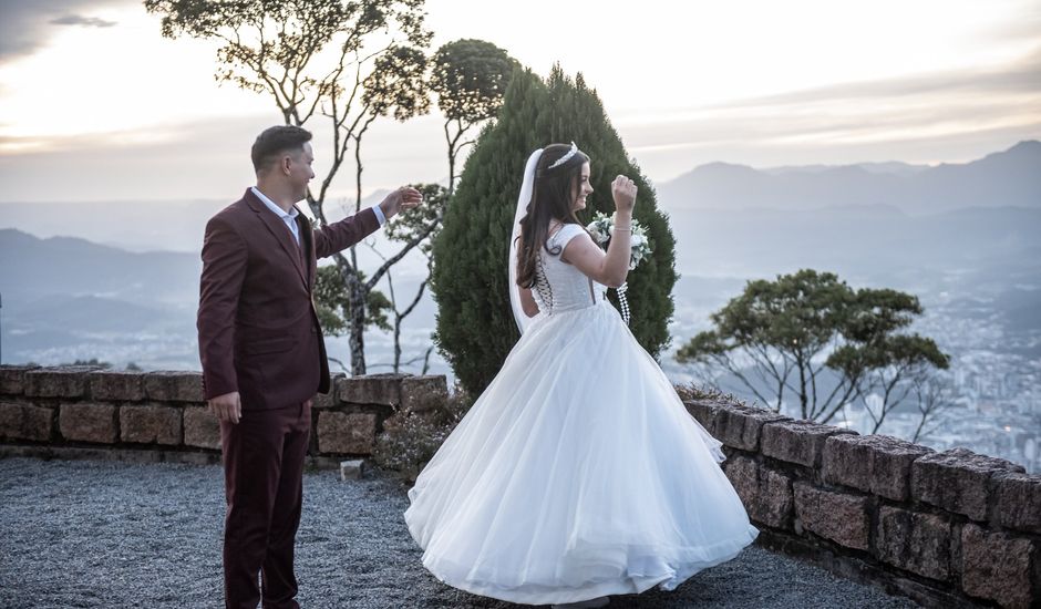 O casamento de Scharlon Diego Gabardo e Denise de Boni em Jaraguá do Sul, Santa Catarina