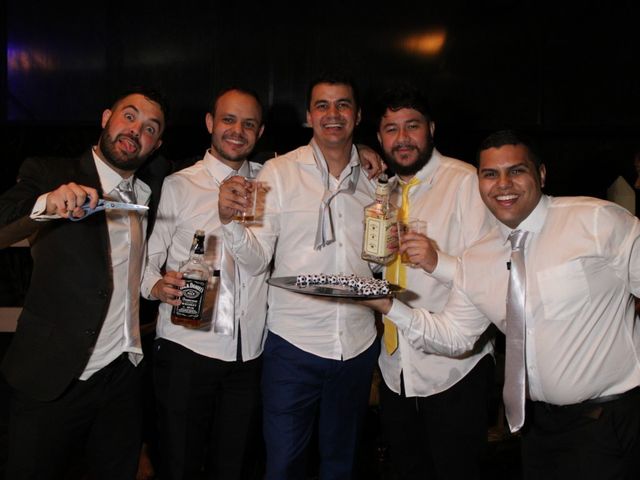 O casamento de Raphael e Sabrina em Itapecerica da Serra, São Paulo 35