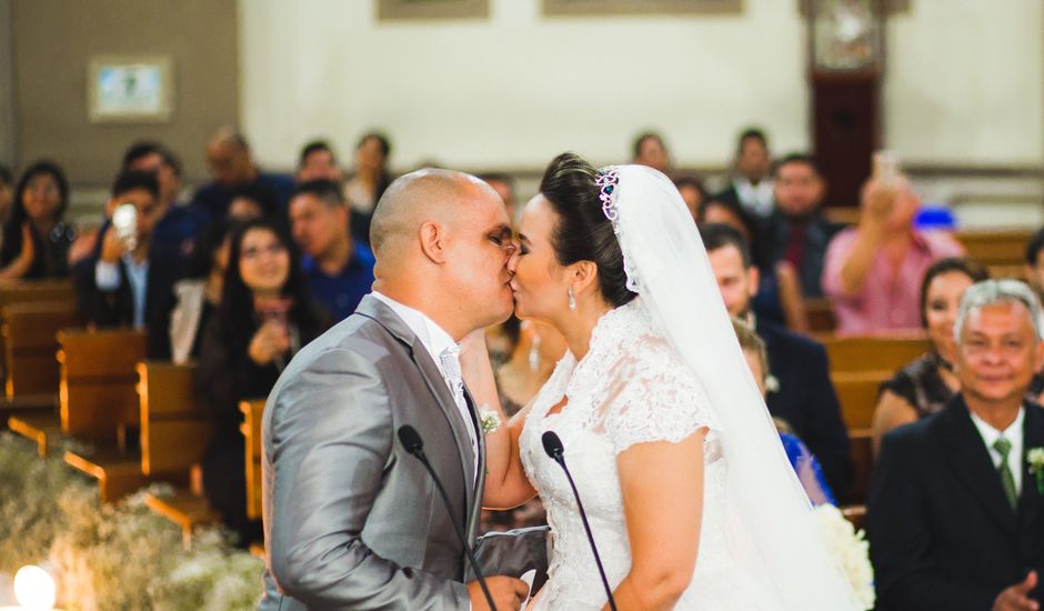 O casamento de Carlos e Aretha em Manaus, Amazonas