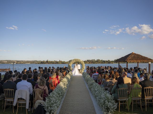 O casamento de Vinícius e Debora em Brasília, Distrito Federal 10