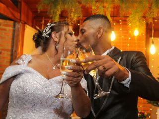 O casamento de Vânia e Cledson