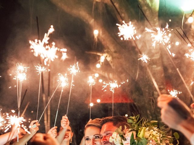 O casamento de Bruno e Luciana em Itapema, Santa Catarina 25