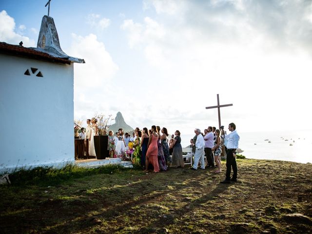 O casamento de Heron e Renata em Fernando de Noronha, Pernambuco 44