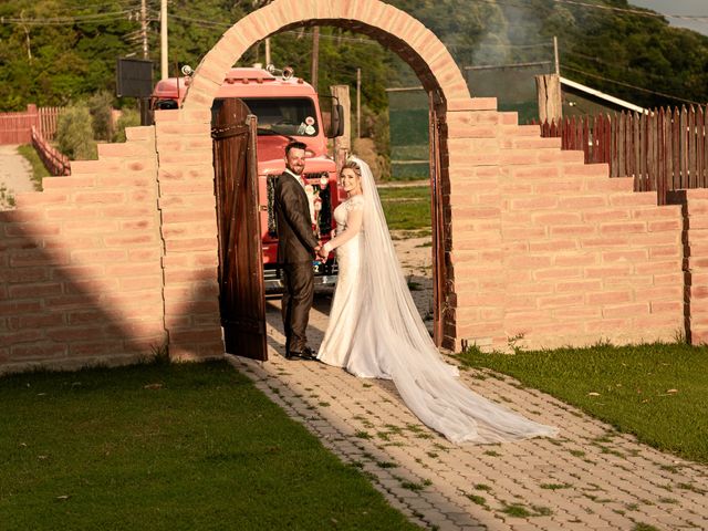 O casamento de Diego e Jaqueline em Caxias do Sul, Rio Grande do Sul 21