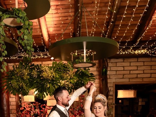 O casamento de Diego e Jaqueline em Caxias do Sul, Rio Grande do Sul 36