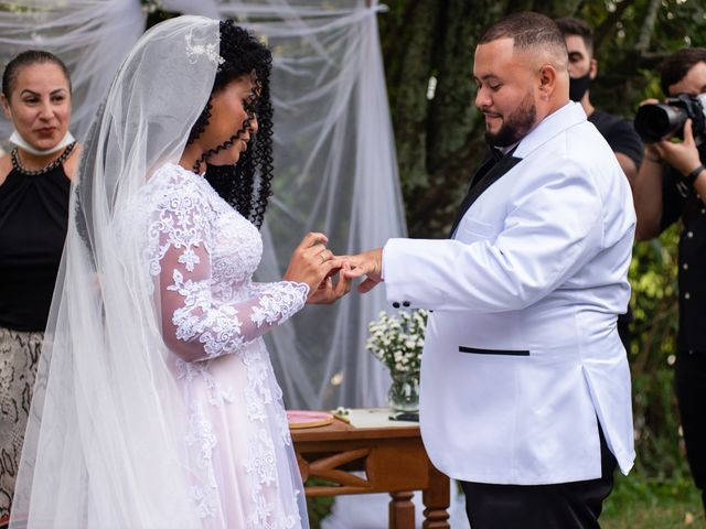 O casamento de Yuri e Talita  em Nova Iguaçu, Rio de Janeiro 11