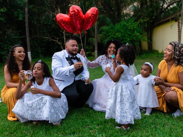O casamento de Yuri e Talita  em Nova Iguaçu, Rio de Janeiro 14