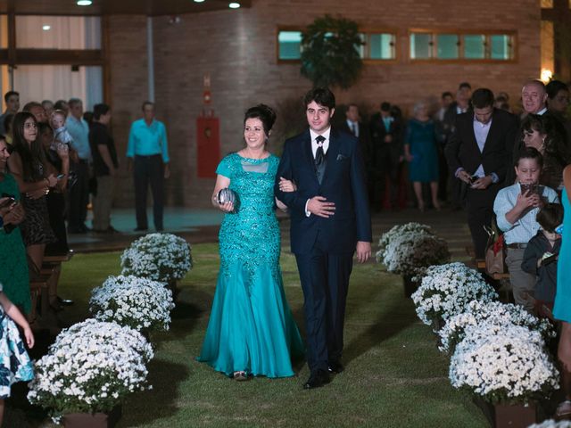 O casamento de Fernando e Fabiana em Nova Odessa, São Paulo Estado 34