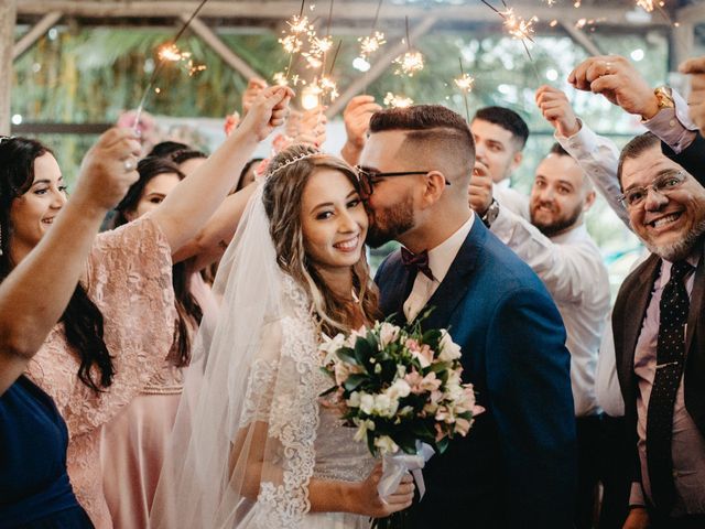 O casamento de Savyon e Cleany em Joinville, Santa Catarina 4