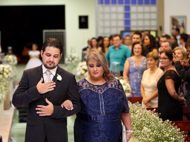 O casamento de Juliano e Camila em Rondonópolis, Mato Grosso 25
