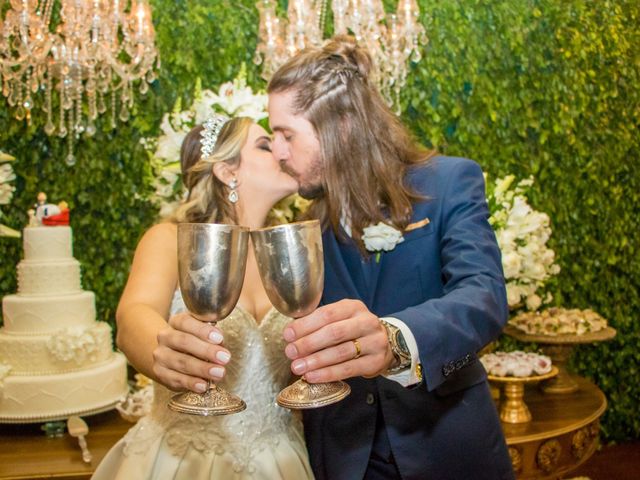 O casamento de Marcelo e Rebeca em Belo Horizonte, Minas Gerais 28