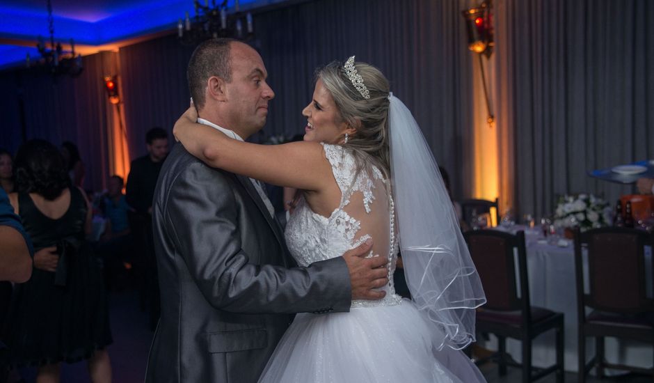 O casamento de Emanuel e Merielin em Curitiba, Paraná