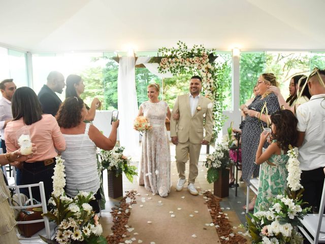 O casamento de Thiago  e Marcia  em Mairiporã, São Paulo Estado 2