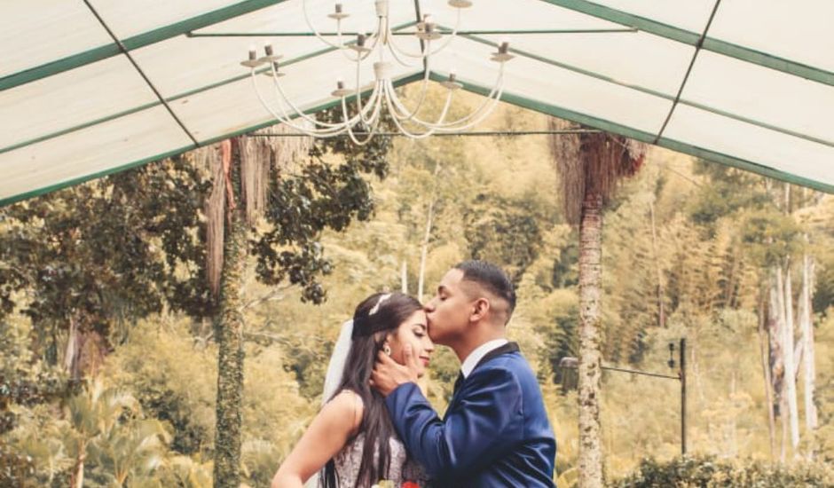 O casamento de Gabriel Ramos e Jennifer Toquero em Itapecerica da Serra, São Paulo