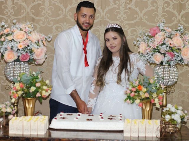 O casamento de Alex e Simone em Goioerê, Paraná 4