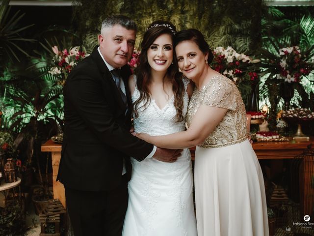O casamento de Marcio  e Mariana  em Santa Cruz das Palmeiras, São Paulo Estado 15