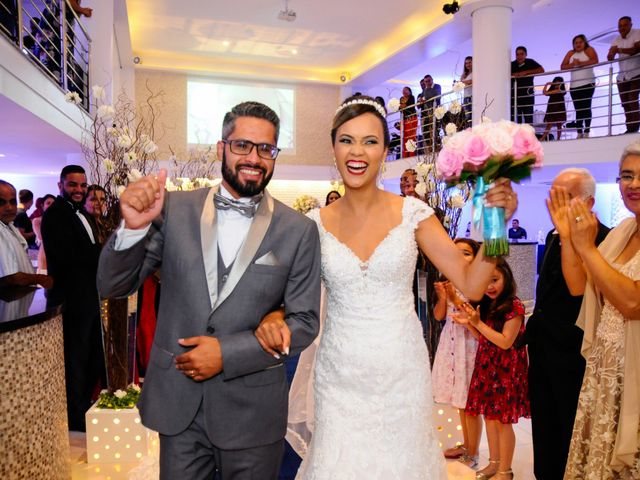 O casamento de Fabio e Nathalia em Carapicuíba, São Paulo Estado 15