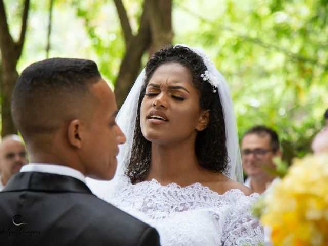 O casamento de Júnior Rodrigues e Miriam Rodrigues em Itaquaquecetuba, São Paulo Estado 2