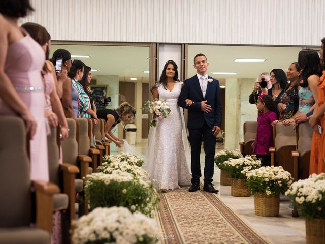 O casamento de Marcos e Elenice em Belo Horizonte, Minas Gerais 54