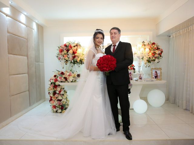 O casamento de Marcos e Catiane em Guarulhos, São Paulo 122