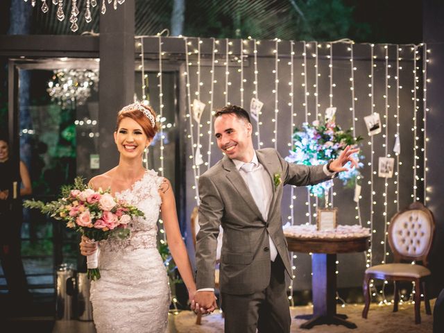 O casamento de Rafael e Loraine em Florianópolis, Santa Catarina 40