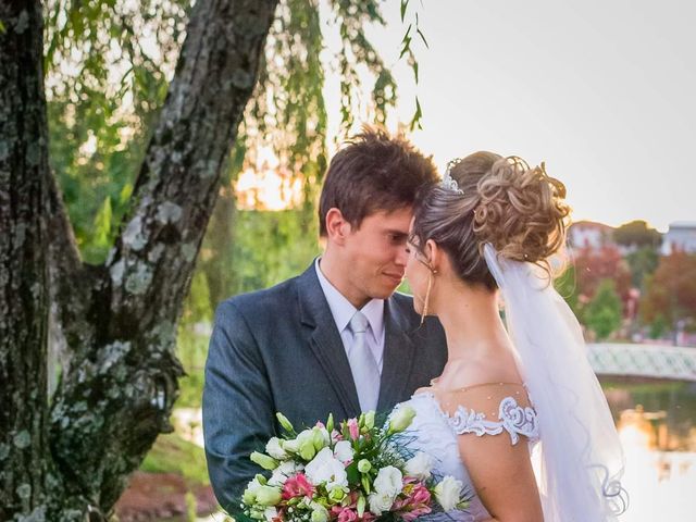 O casamento de Criciano e Daiane em Pinhalzinho, Santa Catarina 9