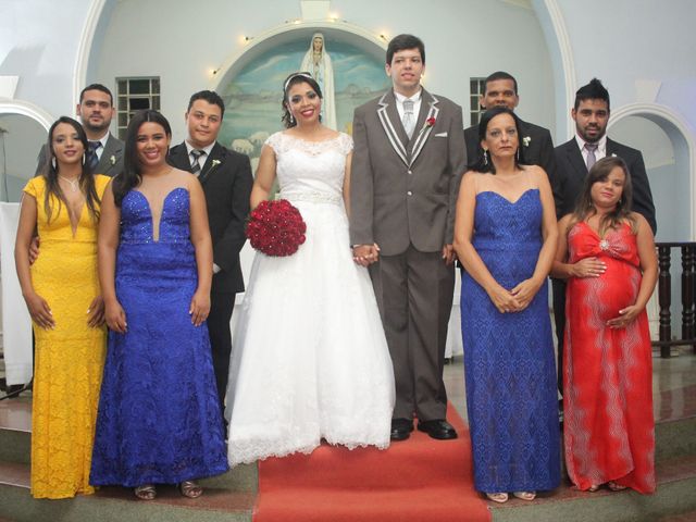 O casamento de Thiago Hubner e Vanessa Elisiário  em Itabira, Minas Gerais 37