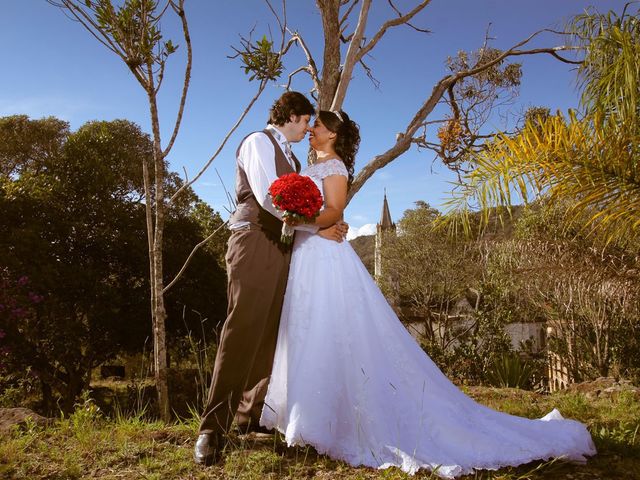 O casamento de Thiago Hubner e Vanessa Elisiário  em Itabira, Minas Gerais 76