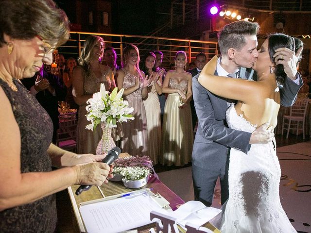 O casamento de Mauricio e Pri em Porto Alegre, Rio Grande do Sul 2