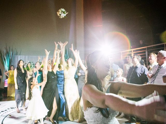 O casamento de Mauricio e Pri em Porto Alegre, Rio Grande do Sul 84