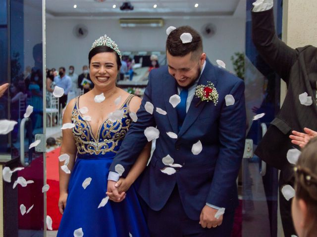 O casamento de Lucas  e Giovana em Curitiba, Paraná 2