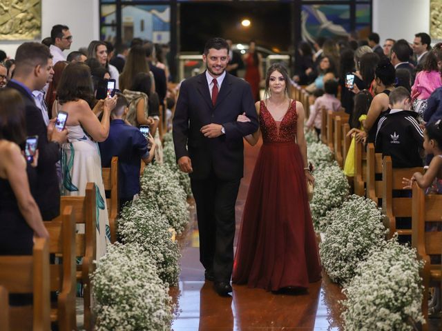 O casamento de Pedro e Carol em Brasília, Distrito Federal 37