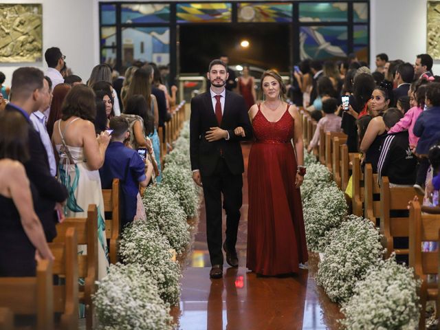 O casamento de Pedro e Carol em Brasília, Distrito Federal 38