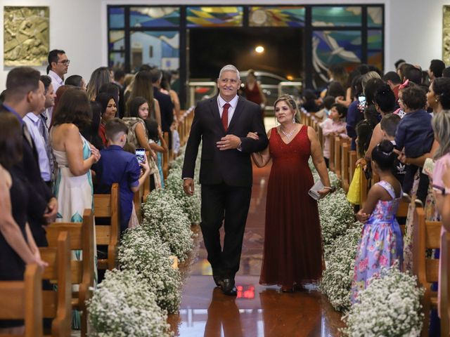 O casamento de Pedro e Carol em Brasília, Distrito Federal 42