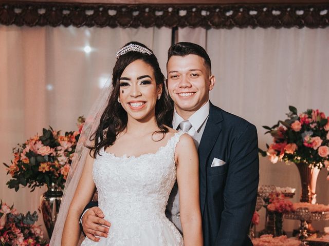 O casamento de Luan e Débora  em Embu, São Paulo 6