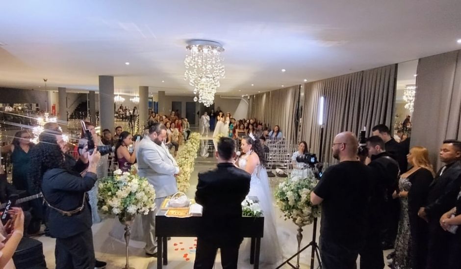 O casamento de Danilo e Thaíris em Sé, São Paulo