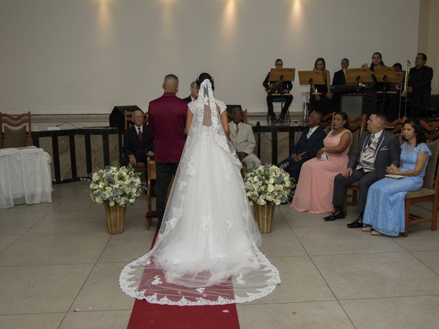 O casamento de Jairo e Karolyne em São Gonçalo, Rio de Janeiro 22