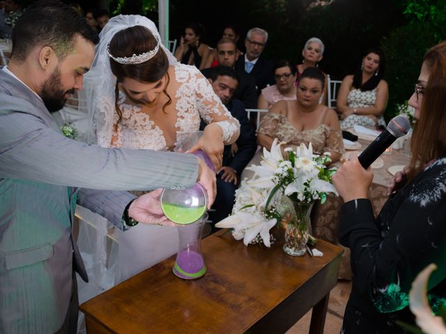 O casamento de Vanderley e Mikaella em Paulista, Pernambuco 9