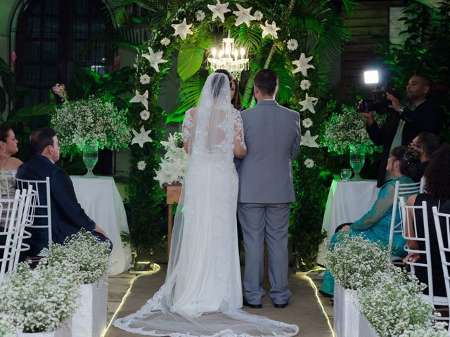 O casamento de Vanderley e Mikaella em Paulista, Pernambuco 1