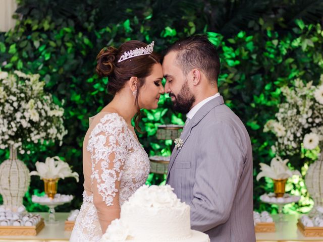 O casamento de Vanderley e Mikaella em Paulista, Pernambuco 2