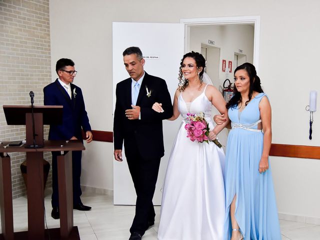 O casamento de Lamarck e Vivian em Guarapiranga, São Paulo Estado 10